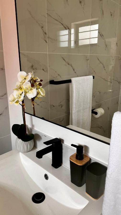 Stylish Executive Apartment With Power Backup Γιοχάνεσμπουργκ Εξωτερικό φωτογραφία