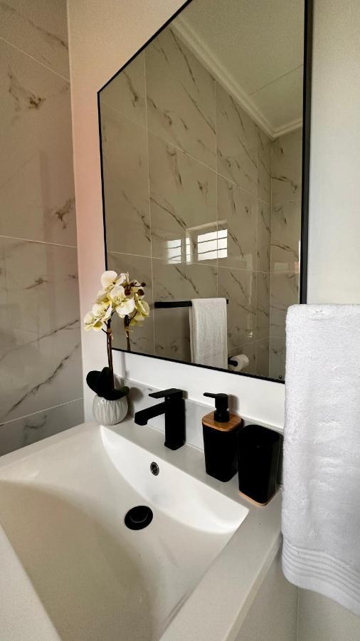 Stylish Executive Apartment With Power Backup Γιοχάνεσμπουργκ Εξωτερικό φωτογραφία